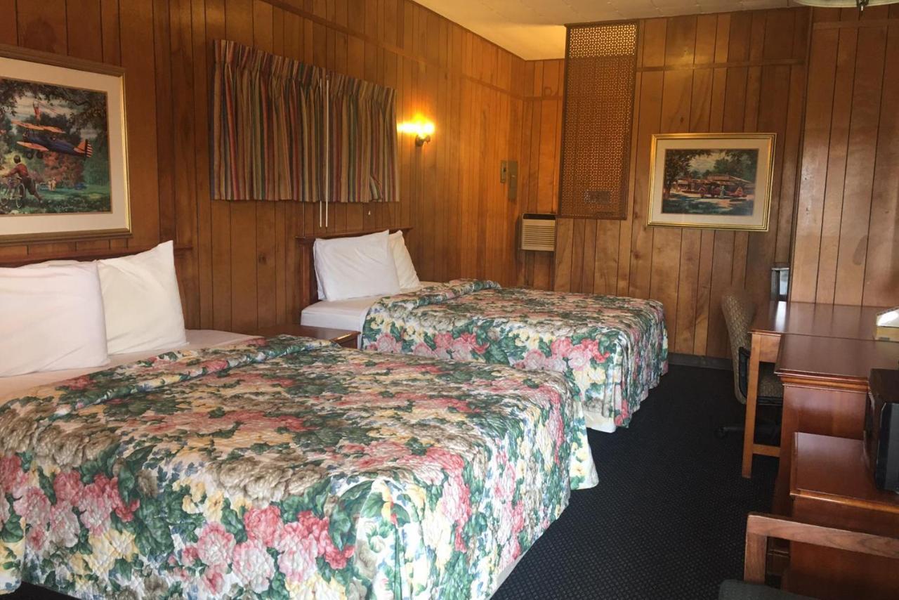 Sky Palace Inn & Suits Of El Dorado Extérieur photo
