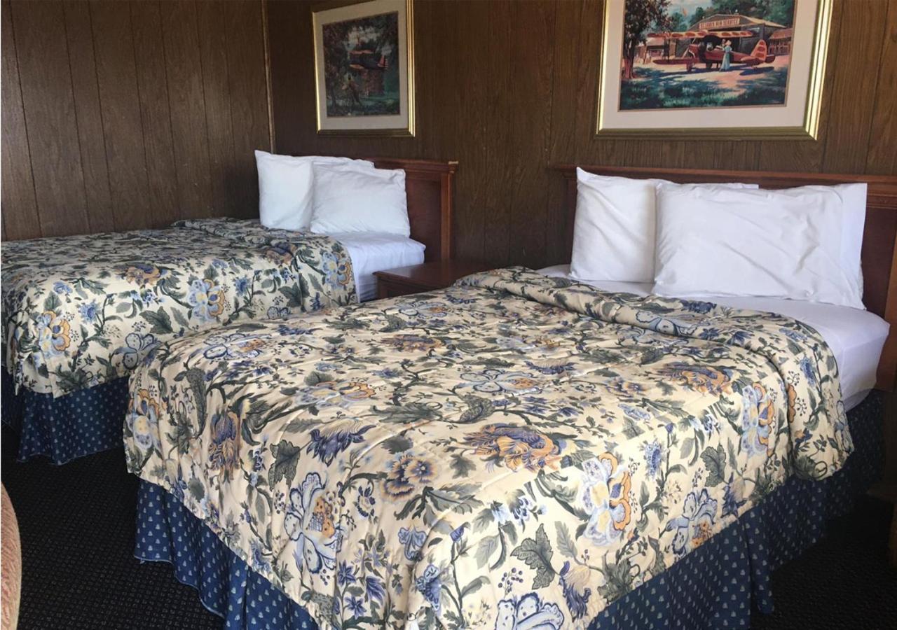 Sky Palace Inn & Suits Of El Dorado Extérieur photo