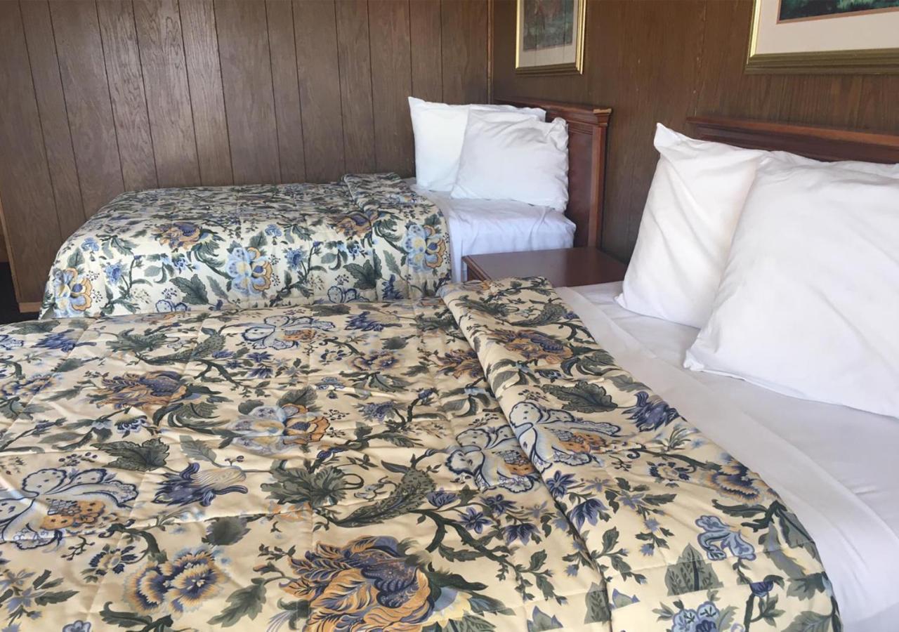Sky Palace Inn & Suits Of El Dorado Extérieur photo